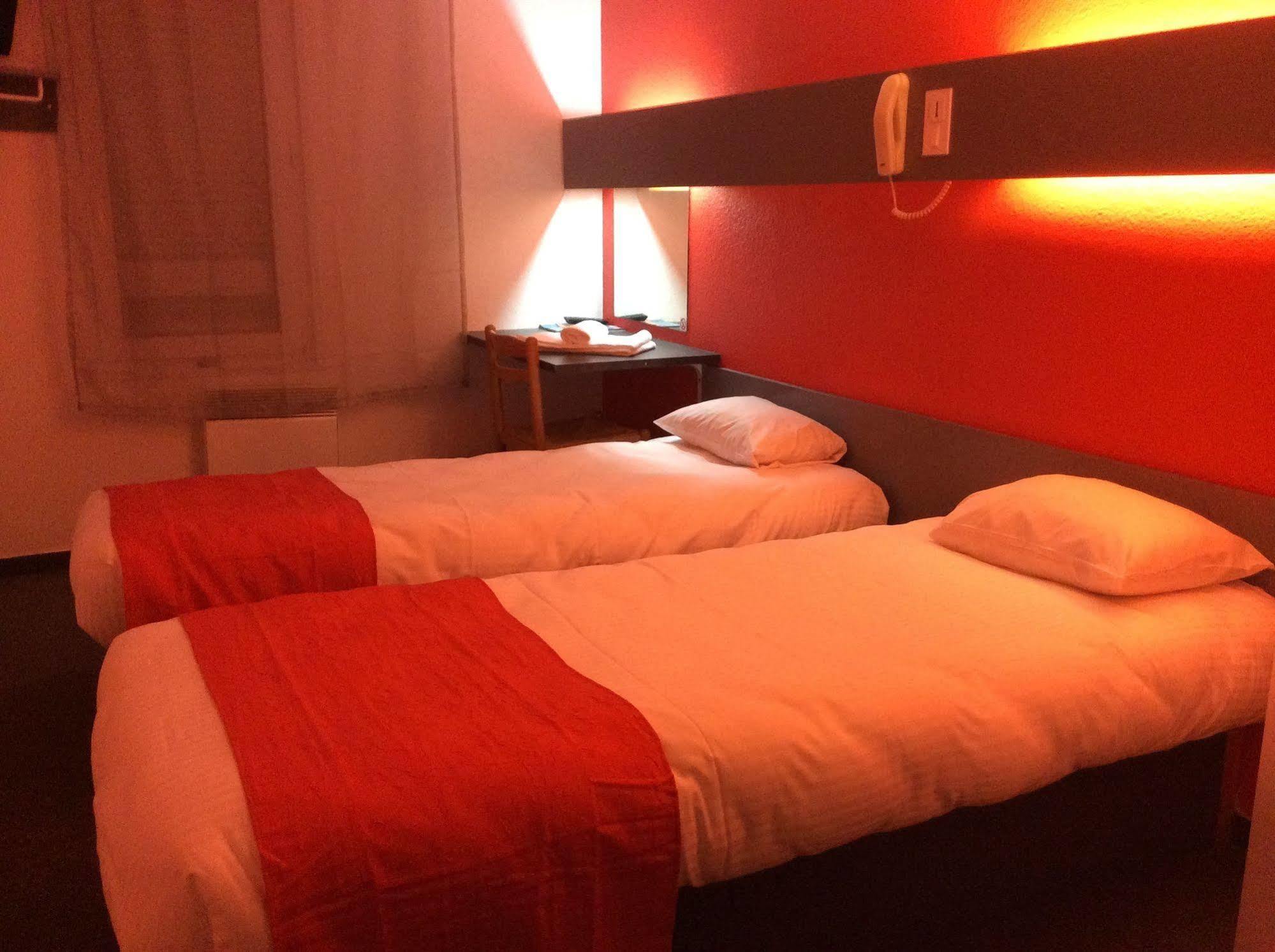 My Hotel Bordeaux Artigues-près-Bordeaux Exteriör bild